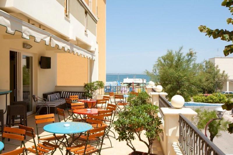 Hotel Merano Misano Adriatico Εξωτερικό φωτογραφία